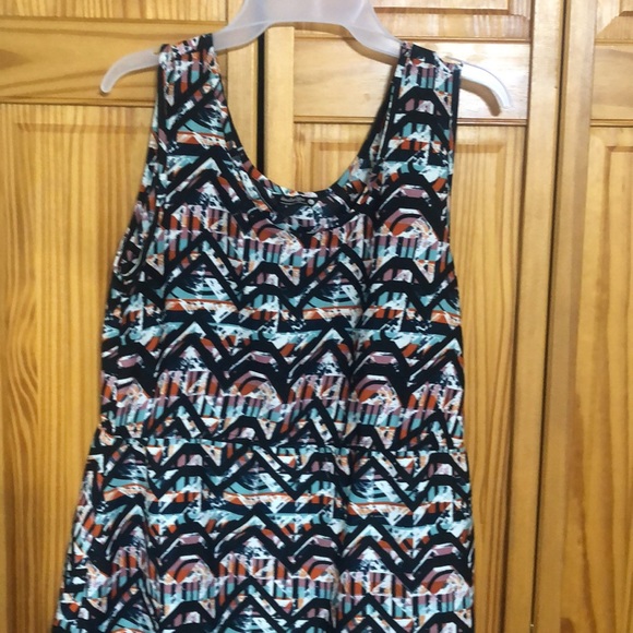 Dress size L - Picture 2 of 3